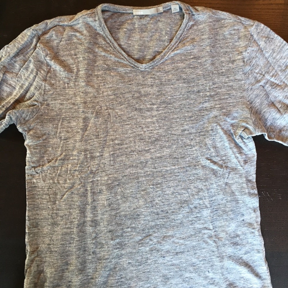 VINCE V-NECK